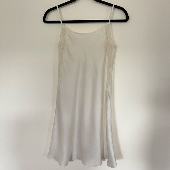 Intimissimi Ivory Lace Silk Slip Top Sz S - Picture 3 of 7
